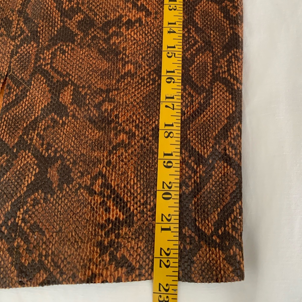 Blank NYC Faux Leather Snakeskin Skirt - Picture 9 of 11